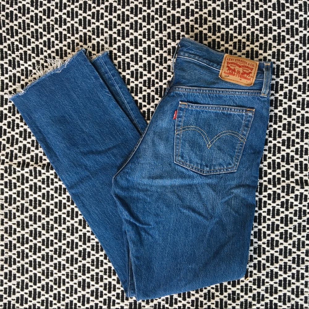 Levi’s 501 Button Up Fly Raw Hem Straight Leg Jean